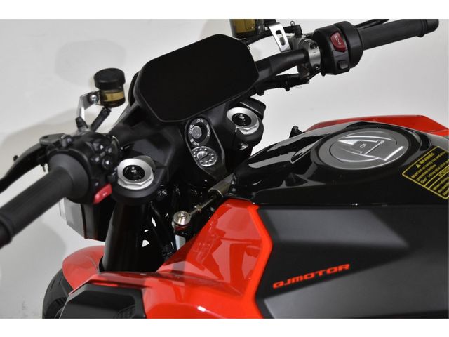QJMOTOR - srk-921