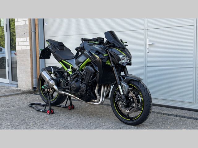 kawasaki - z900