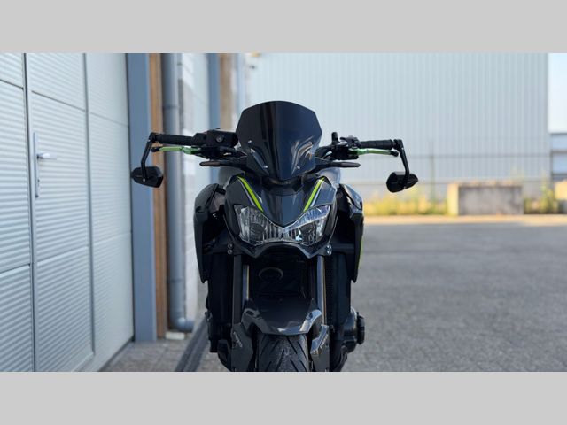 kawasaki - z900