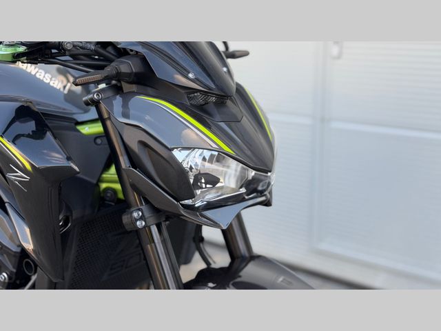 kawasaki - z900