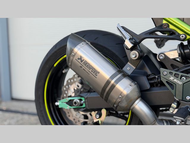 kawasaki - z900