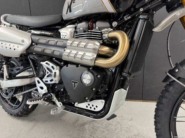 triumph - scrambler-1200-xe