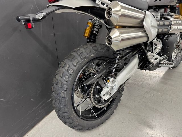 triumph - scrambler-1200-xe