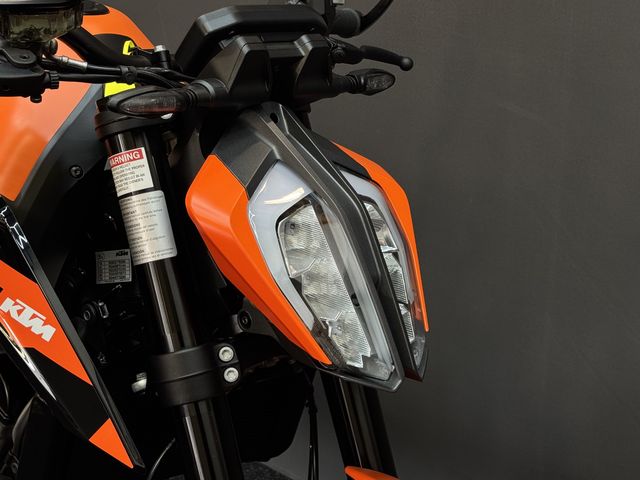 ktm - 890-duke-gp