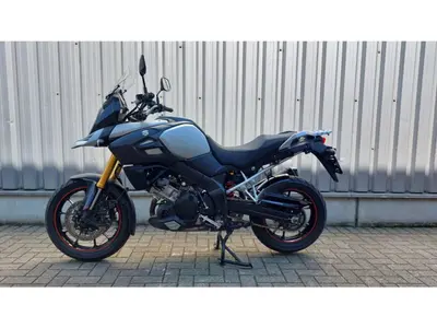 SUZUKI V-STROM DL 1000 – foto 4
