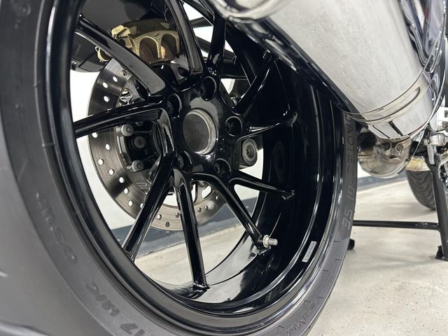 bmw - r-1250-rt