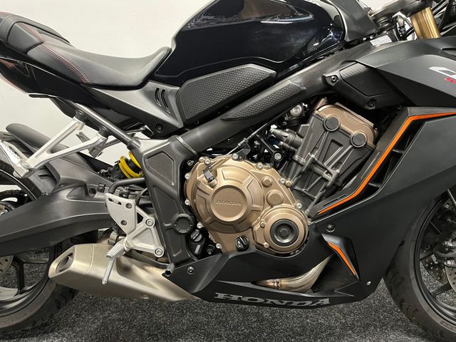 honda - cbr-650-r