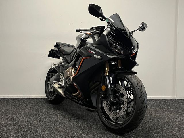 honda - cbr-650-r