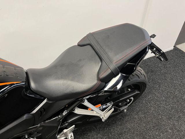 honda - cbr-650-r