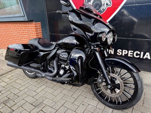 harley-davidson - street-glide-special-flhxs