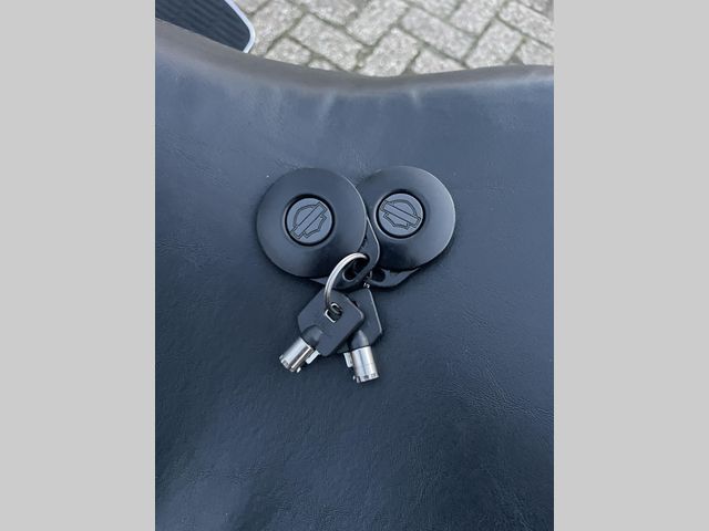 harley-davidson - heritage-softail-classic-flstc