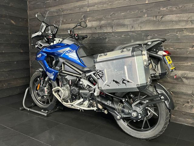 triumph - tiger-1200-gt-pro