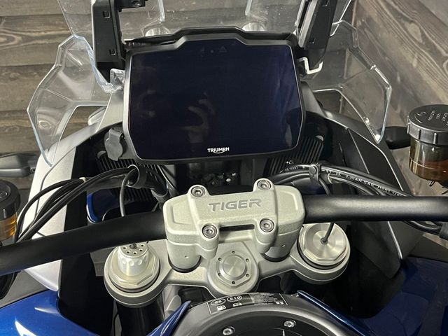 triumph - tiger-1200-gt-pro