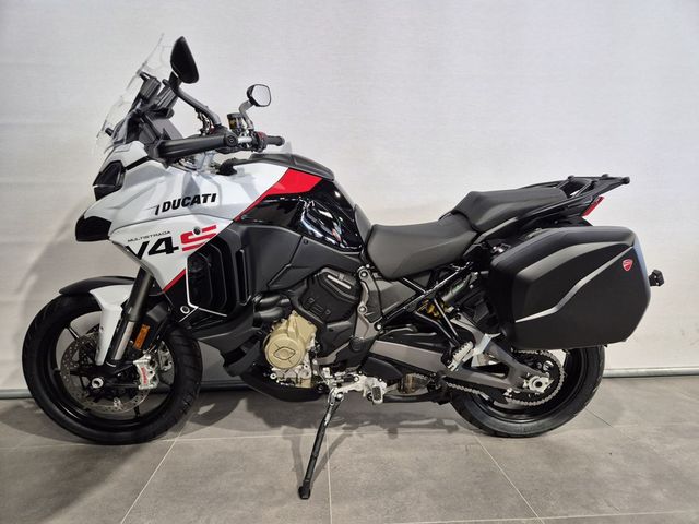 ducati - multistrada-v4-s