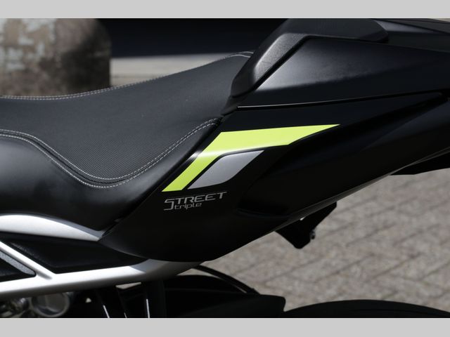 triumph - street-triple-rs