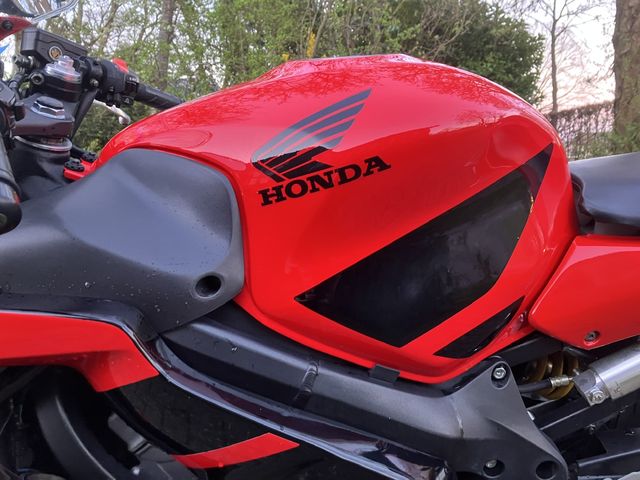 honda - cbr-600-fs--sport