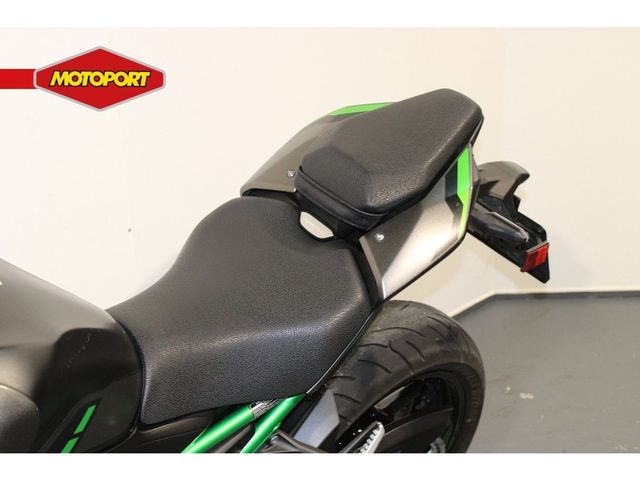 kawasaki - z900