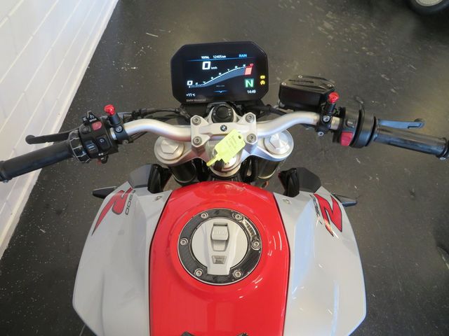 bmw - f-900-r