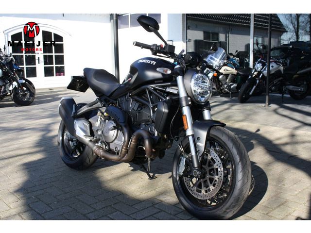 ducati - monster-821