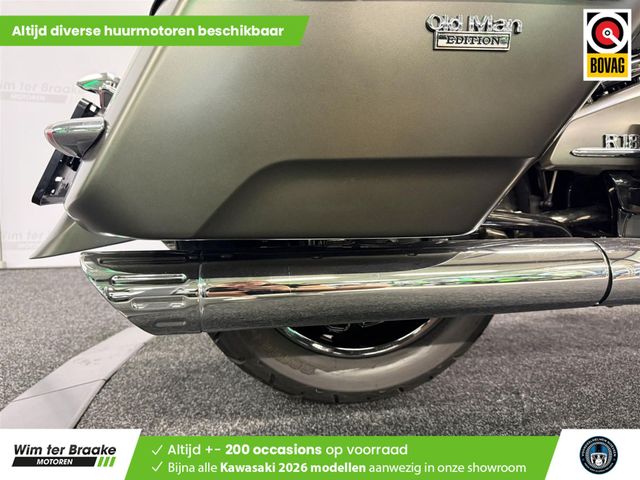 bmw - r-18-b