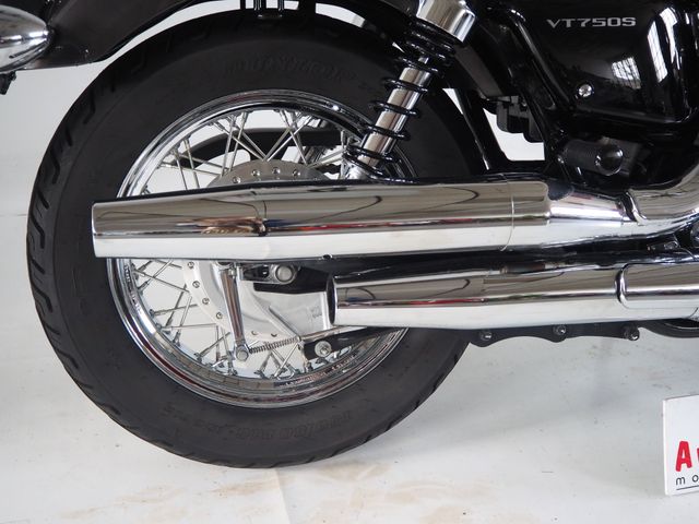 honda - vt-750-s-shadow