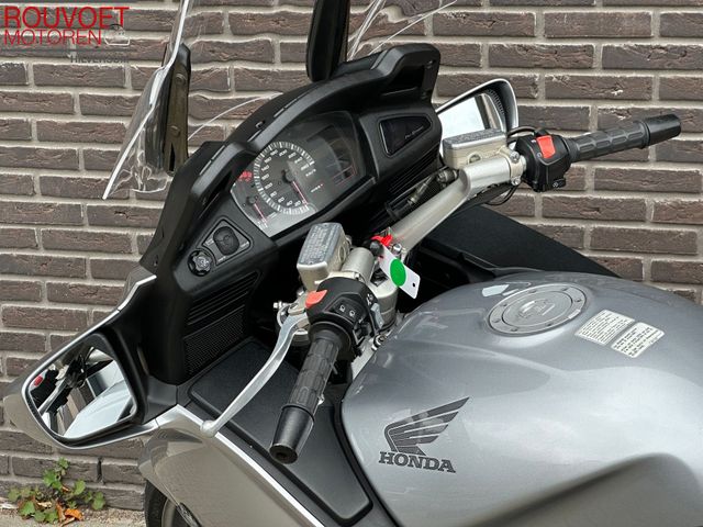 honda - st-1300-pan-european-abs