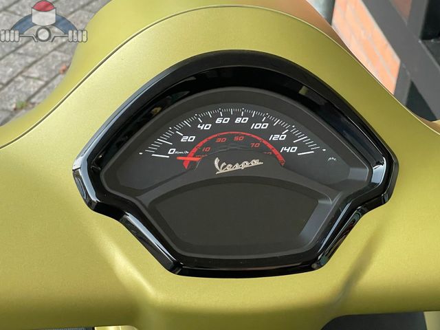 vespa - gts-supersport-300-ie-abs