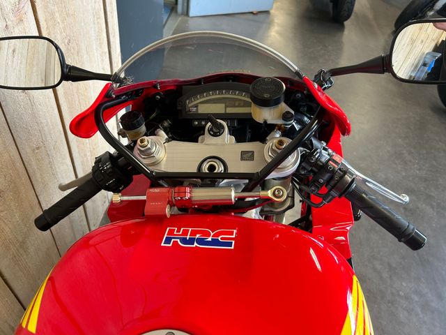 honda - vtr-1000-sp-1