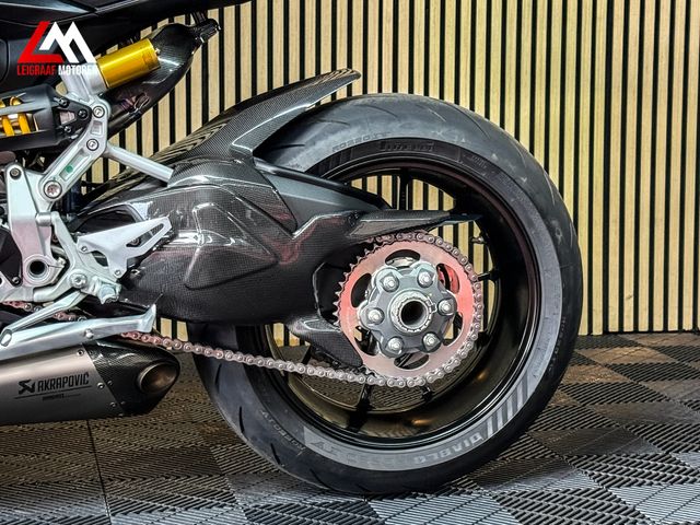 ducati - streetfighter-v2
