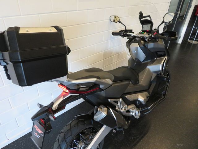 honda - x-adv