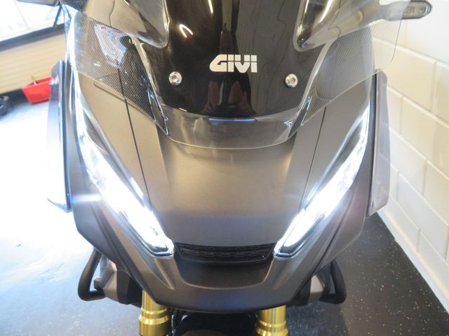 honda - x-adv