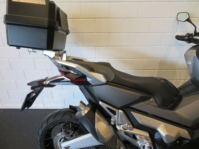 honda - x-adv