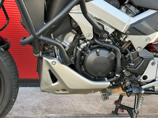 honda - vfr-800-x-crossrunner-abs