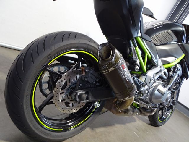 kawasaki - z900