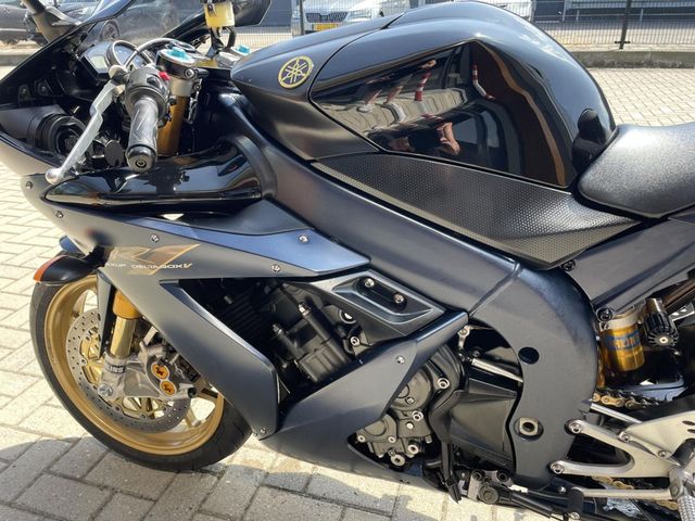 yamaha - yzf-r1-sp