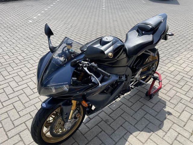 yamaha - yzf-r1-sp