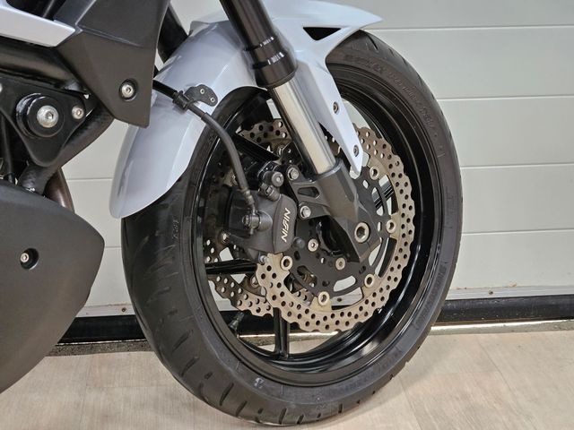 kawasaki - versys-650-grand-tourer