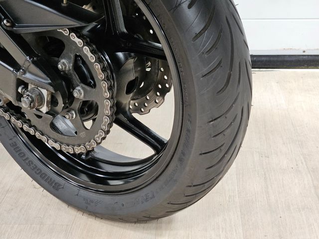 kawasaki - versys-650-grand-tourer