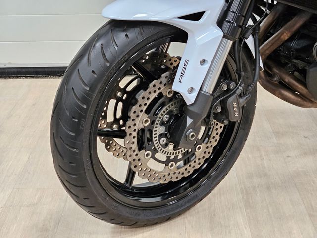 kawasaki - versys-650-grand-tourer