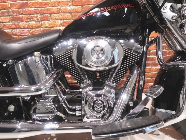 harley-davidson - heritage-softail-classic-flstc