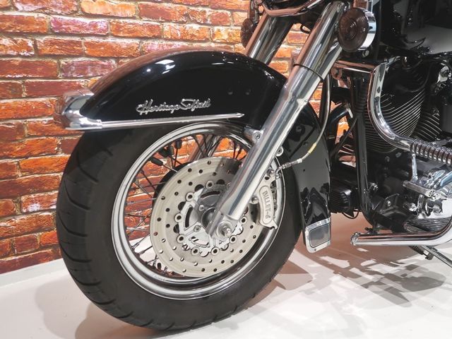 harley-davidson - heritage-softail-classic-flstc