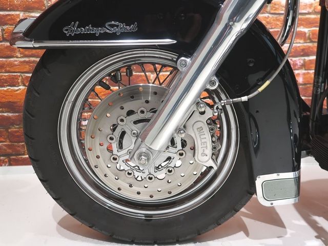 harley-davidson - heritage-softail-classic-flstc