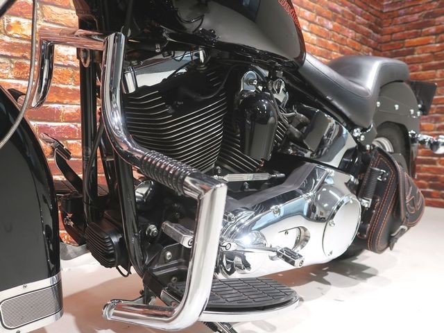 harley-davidson - heritage-softail-classic-flstc