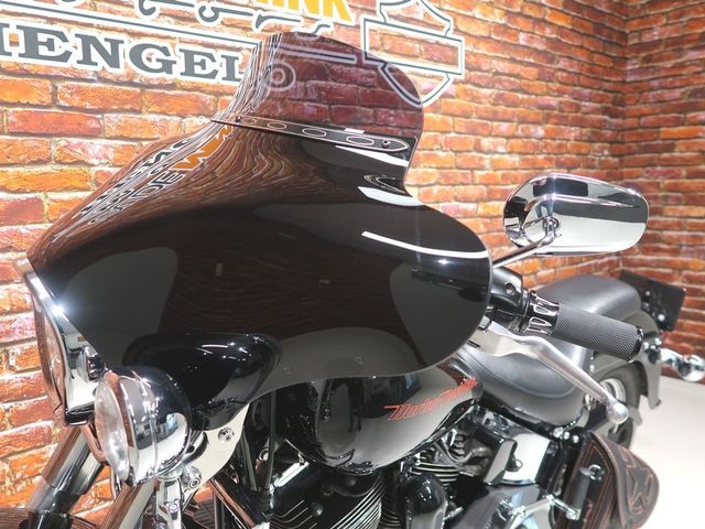 harley-davidson - heritage-softail-classic-flstc