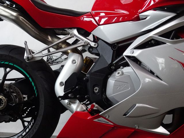 mv-agusta - f4-1000-r