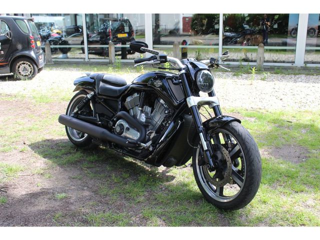 harley-davidson - v-rod-muscle-vrscf