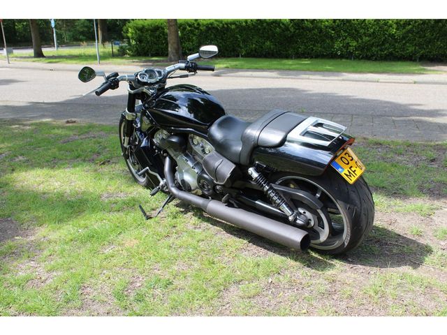 harley-davidson - v-rod-muscle-vrscf