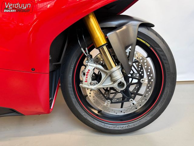ducati - panigale-v4-s