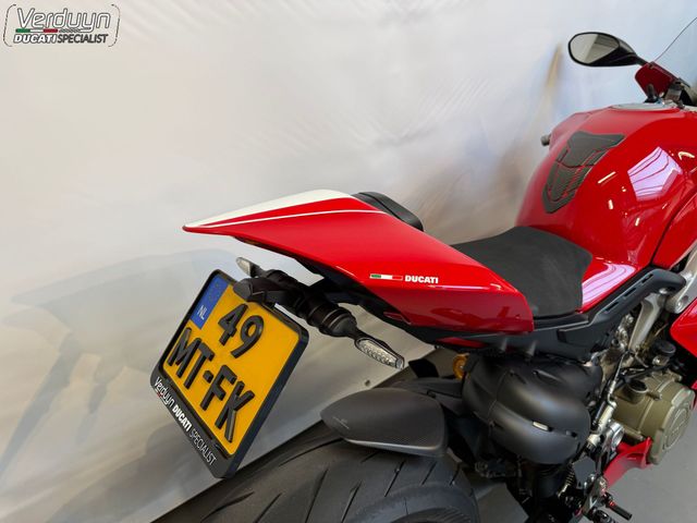 ducati - panigale-v4-s