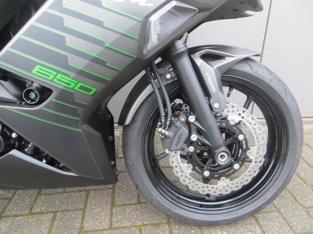 kawasaki - ninja-650-sport